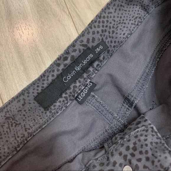CALVIN KLEIN | Womens Grey Cheetah Leopard Print Pants with Stretch Size… - Picture 7 of 9